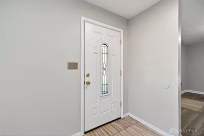 645 Skyles Road, Englewood, OH 45322 - Photo 6