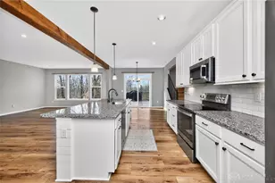 1667 Ardennes Oak Dr, Bellbrook, OH 45305 - Photo 24