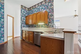 1360 Yankee Vineyards, Dayton, OH 45458 - Photo 24