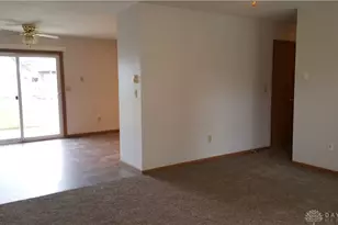 2513 Glenmore Ct, Troy, OH 45373 - Photo 6