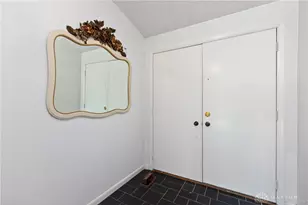 978 Marycrest Ln, Dayton, OH 45429 - Photo 6