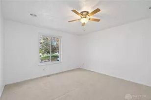 978 Marycrest Ln, Dayton, OH 45429 - Photo 30