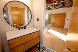 434 E 1st St, Dayton, OH 45402 - Photo 16