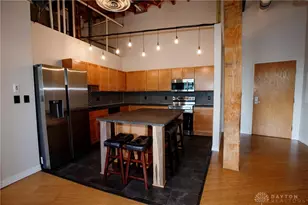 434 E 1st St, Dayton, OH 45402 - Photo 8