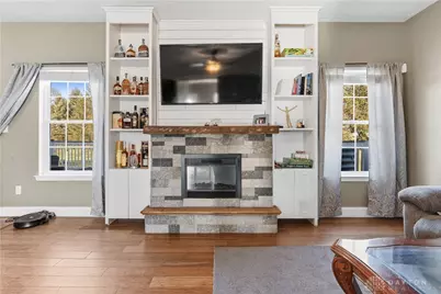 573 Wildlife Court, Fairborn, OH 45324 - Photo 4