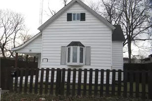 227 NW E St, Richmond, IN 47374 - Photo 4