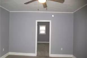 227 NW E St, Richmond, IN 47374 - Photo 6