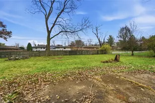 2629 N Emerald Dr, Dayton, OH 45431 - Photo 48