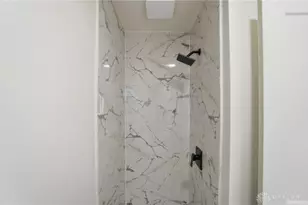 2629 N Emerald Dr, Dayton, OH 45431 - Photo 30