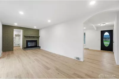 2629 N Emerald Drive, Dayton, OH 45431 - Photo 20