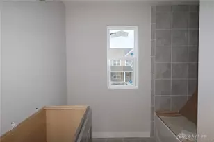 10213 Gully Pass Dr, Dayton, OH 45458 - Photo 16