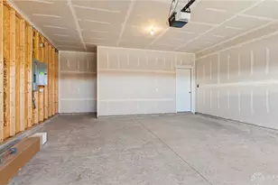 2912 Hoying Dr, Troy, OH 45373 - Photo 34