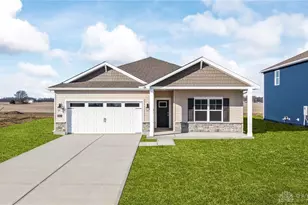 2912 Hoying Dr, Troy, OH 45373 - Photo 1