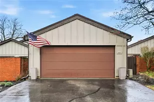 6161 Quinella Way, Centerville, OH 45459 - Photo 2