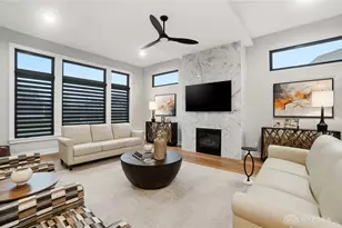 9363 Rochelle Ln, Clearcreek Twp, OH 45458 - Photo 10