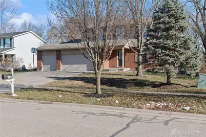 140 Hollytree Drive, Middletown, OH 45044 - Photo 2