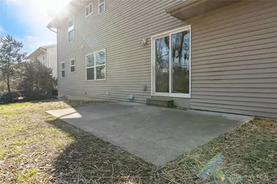 140 Hollytree Drive, Middletown, OH 45044 - Photo 8