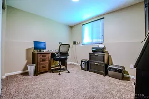 6774 Evergreen Cir, Huber Heights, OH 45424 - Photo 26