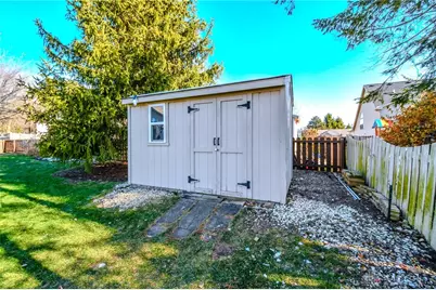 6774 Evergreen Circle, Huber Heights, OH 45424 - Photo 30