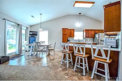 6774 Evergreen Circle, Huber Heights, OH 45424 - Photo 10