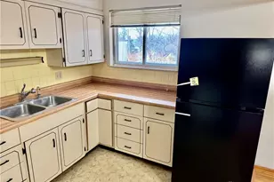 322 Shade Dr, Fairborn, OH 45324 - Photo 12