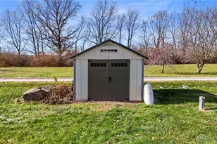 8966 Haddix Rd, Fairborn, OH 45324 - Photo 42