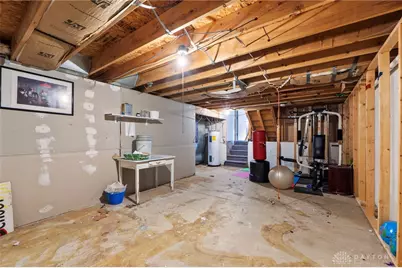 8966 Haddix Road, Fairborn, OH 45324 - Photo 32