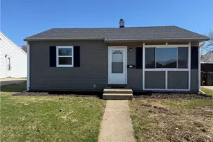 612 Kirkwood Dr, Fairborn, OH 45324 - Photo 1