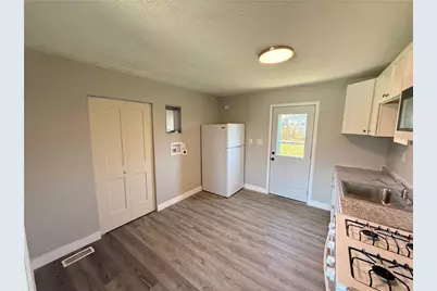 612 Kirkwood Drive, Fairborn, OH 45324 - Photo 4