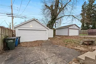 216 E Beechwood Ave, Dayton, OH 45405 - Photo 38