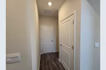 3158 Scarborough Court, Butler Twp, OH 45414 - Photo 6