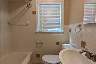 445 Peach Orchard Ave, Dayton, OH 45419 - Photo 8