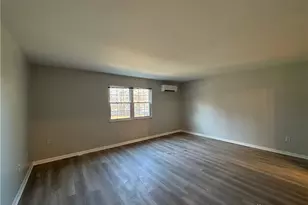 30 Poinciana Dr, Dayton, OH 45459 - Photo 4