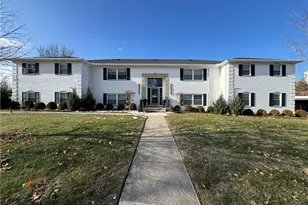 30 Poinciana Dr, Dayton, OH 45459 - Photo 1