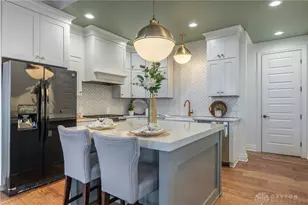 9471 Banyan Ct, Centerville, OH 45458 - Photo 12