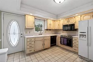 686 Doe Crossing, Centerville, OH 45459 - Photo 30