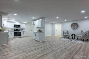 289 Hollywood Blvd, Xenia, OH 45385 - Photo 2