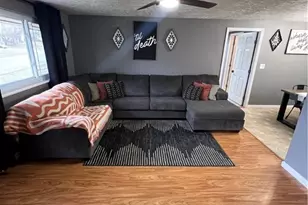 6204 Alter Rd, Huber Heights, OH 45424 - Photo 4