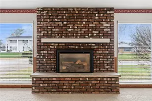 1379 Honeysuckle Dr, Fairborn, OH 45324 - Photo 16