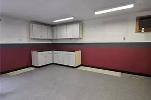 7937 Rustic Woods Dr, Dayton, OH 45424 - Photo 16