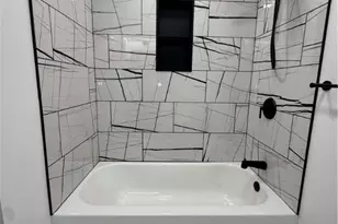 6750 Shadow Brook Dr, Dayton, OH 45426 - Photo 16