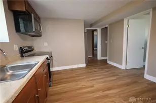 7967 Washington Park Dr, Dayton, OH 45459 - Photo 12