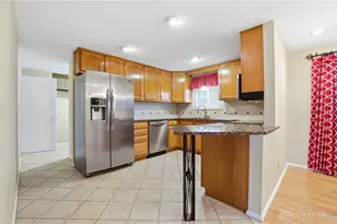 2324 Belloak Dr, Dayton, OH 45440 - Photo 16