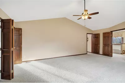 7128 Hartcrest Lane, Dayton, OH 45459 - Photo 18
