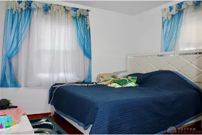 128 S Garland Avenue, Dayton, OH 45403 - Photo 8