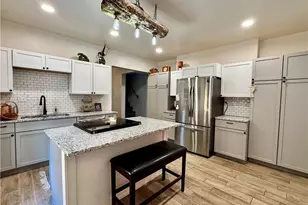 34 Clover St, Dayton, OH 45410 - Photo 8