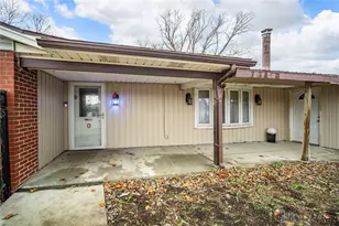 2165 E Central Ave, Miamisburg, OH 45342 - Photo 12