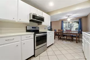 2000 Meadowside Ln, Dayton, OH 45458 - Photo 18