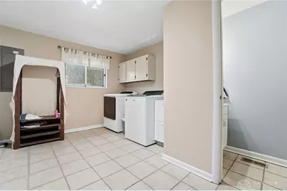 2000 Meadowside Lane, Dayton, OH 45458 - Photo 40