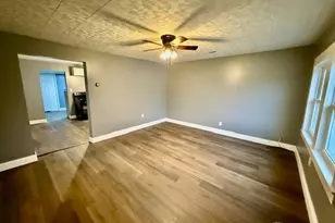 136 Linden Ave, Wilmington, OH 45177 - Photo 4